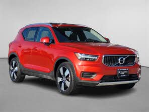 Volvo XC40 T5 Momentum AWD