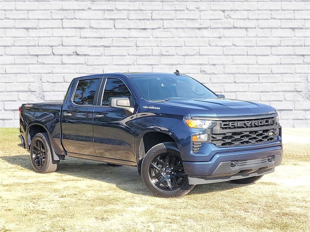 2022 Chevrolet Silverado 1500 Custom Crew Cab 4WD