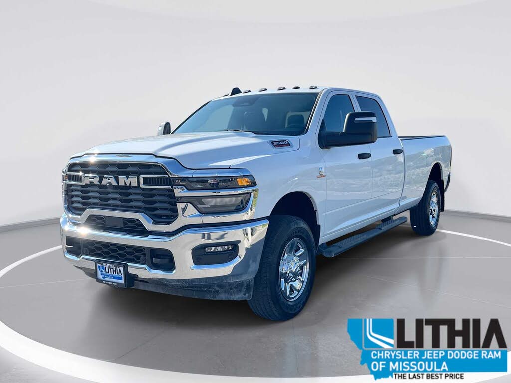 2026 RAM 3500 Tradesman Crew Cab LB 4WD