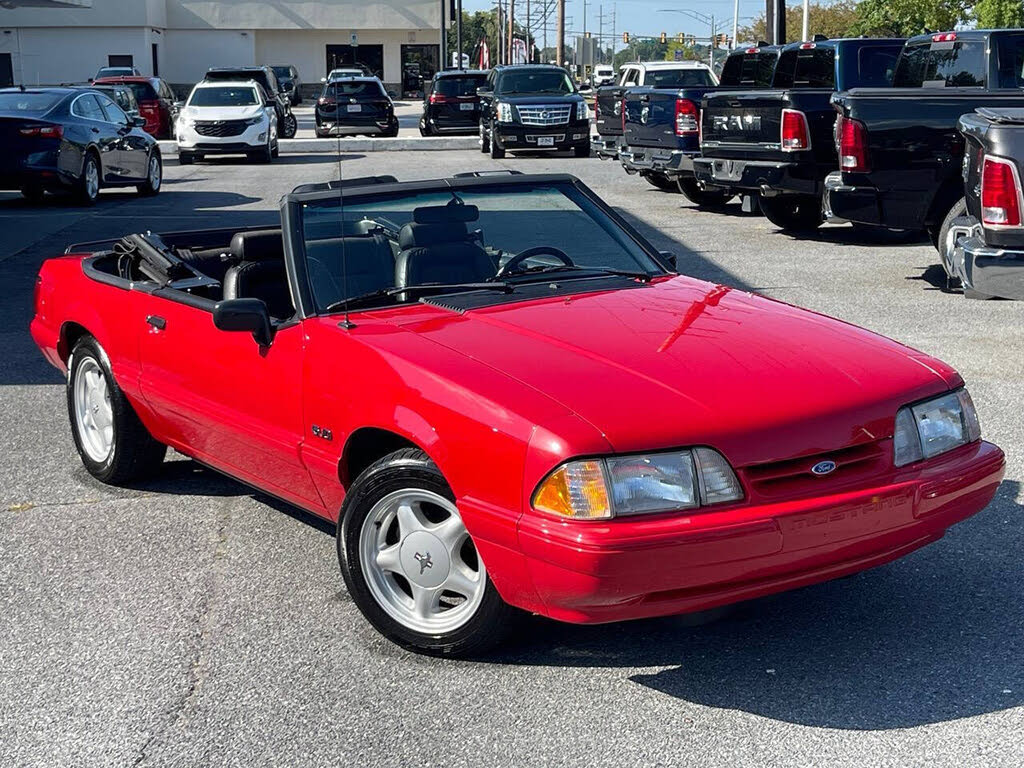 1992 Ford Mustang LX 5.0 Convertible RWD