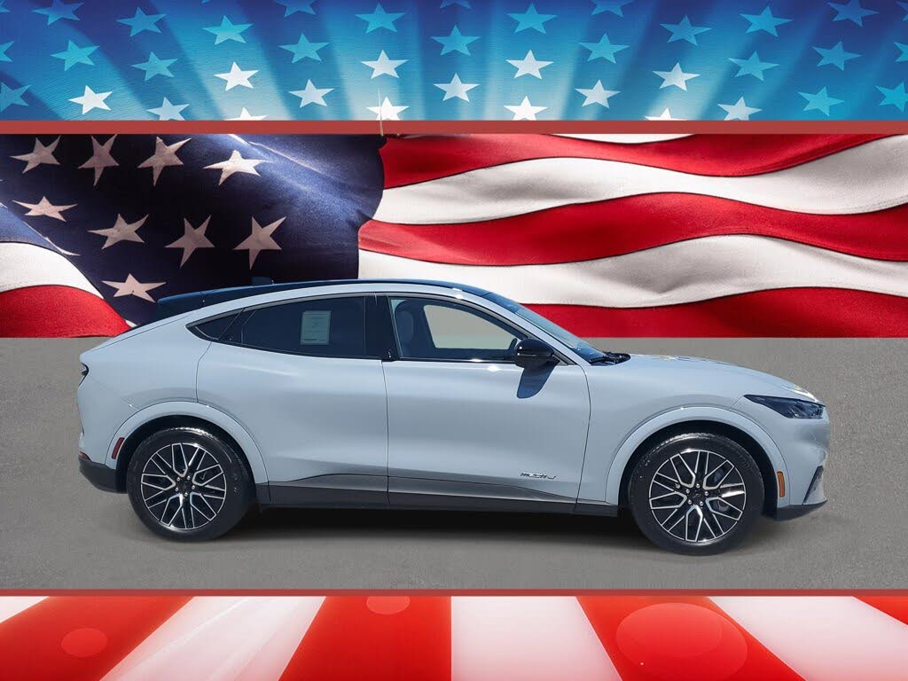 2025 Ford Mustang Mach-E Premium RWD