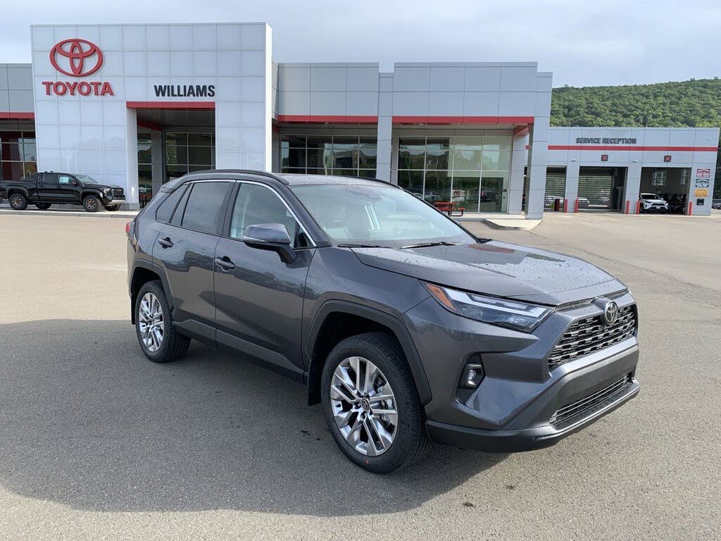 2025 Toyota RAV4 XLE Premium AWD