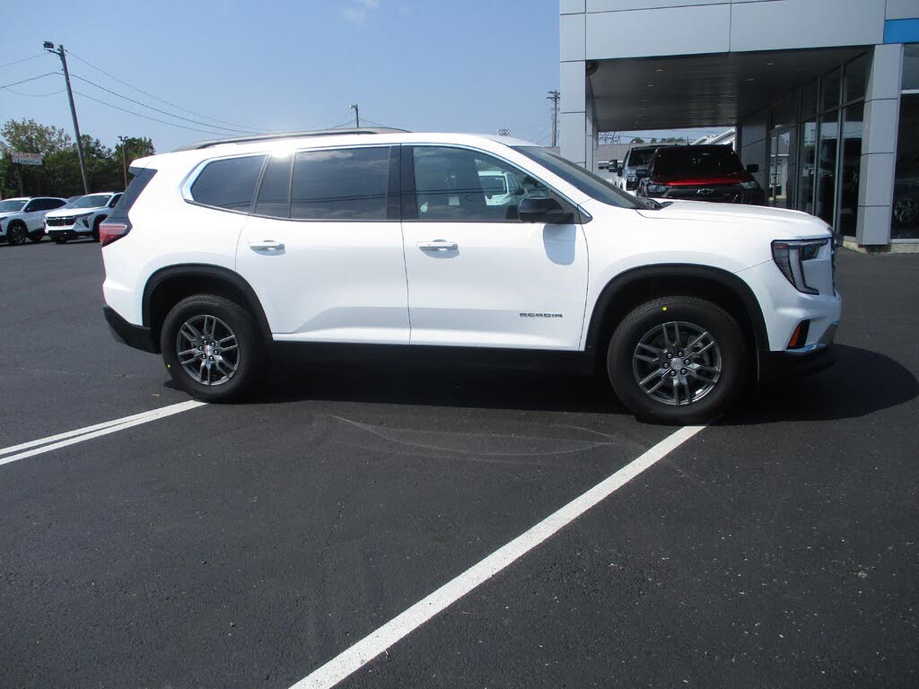 2025 GMC Acadia Elevation FWD