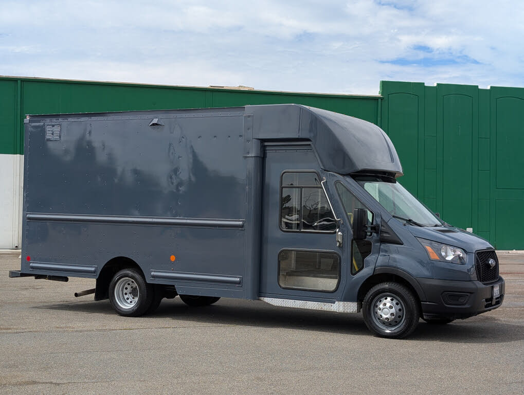 2021 Ford Transit Chassis 350 HD 9950 GVWR Cutaway DRW RWD