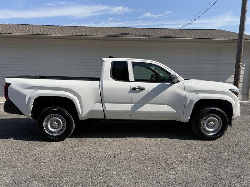 2024 Toyota Tacoma SR XtraCab LB RWD