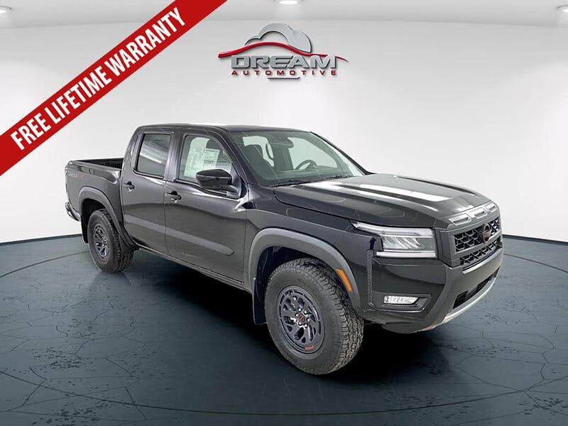 2025 Nissan Frontier PRO-4X Crew Cab 4WD