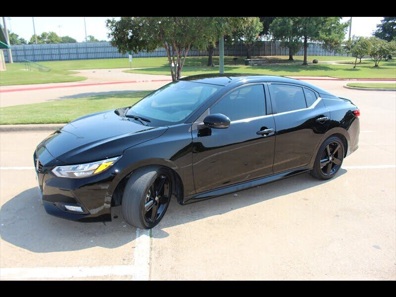 2022 Nissan Sentra SR FWD