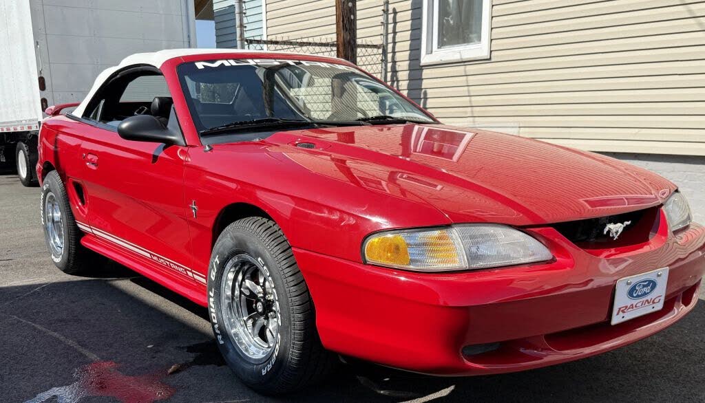 1994 Ford Mustang Convertible RWD