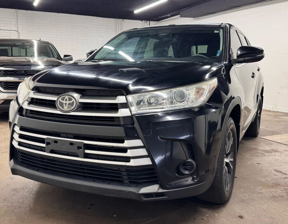 2017 Toyota Highlander LE