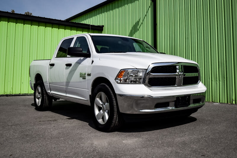 2022 RAM 1500 Classic SLT Crew Cab 4WD