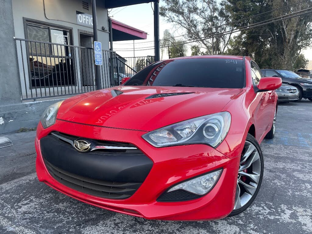 2013 Hyundai Genesis Coupe 3.8 R-Spec RWD