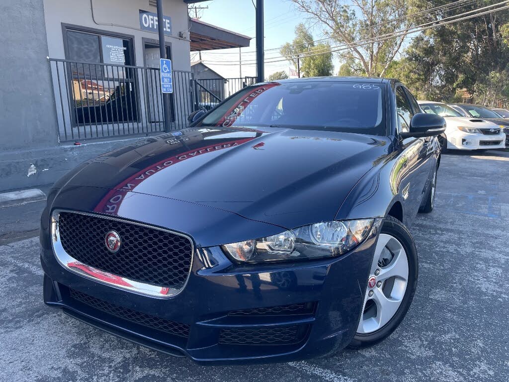 2017 Jaguar XE 25t RWD