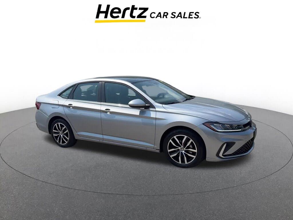 2025 Volkswagen Jetta SE FWD