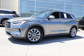INFINITI QX50 Essential FWD