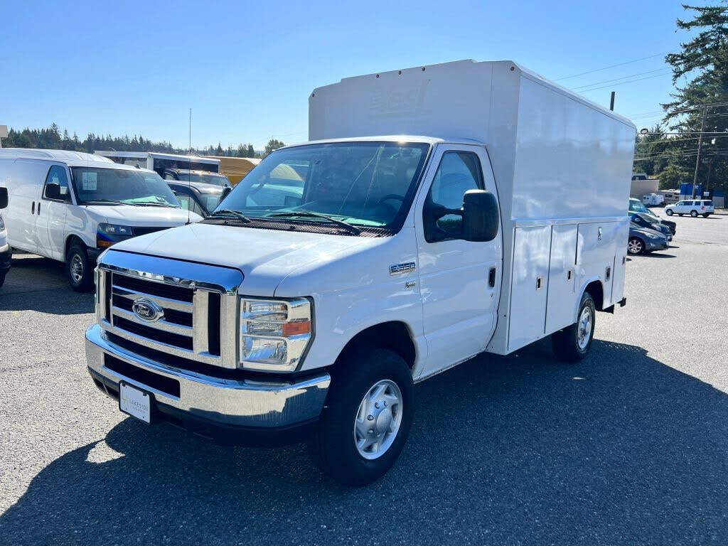 2016 Ford E-Series Chassis E-350 Super Duty 138 Cutaway RWD