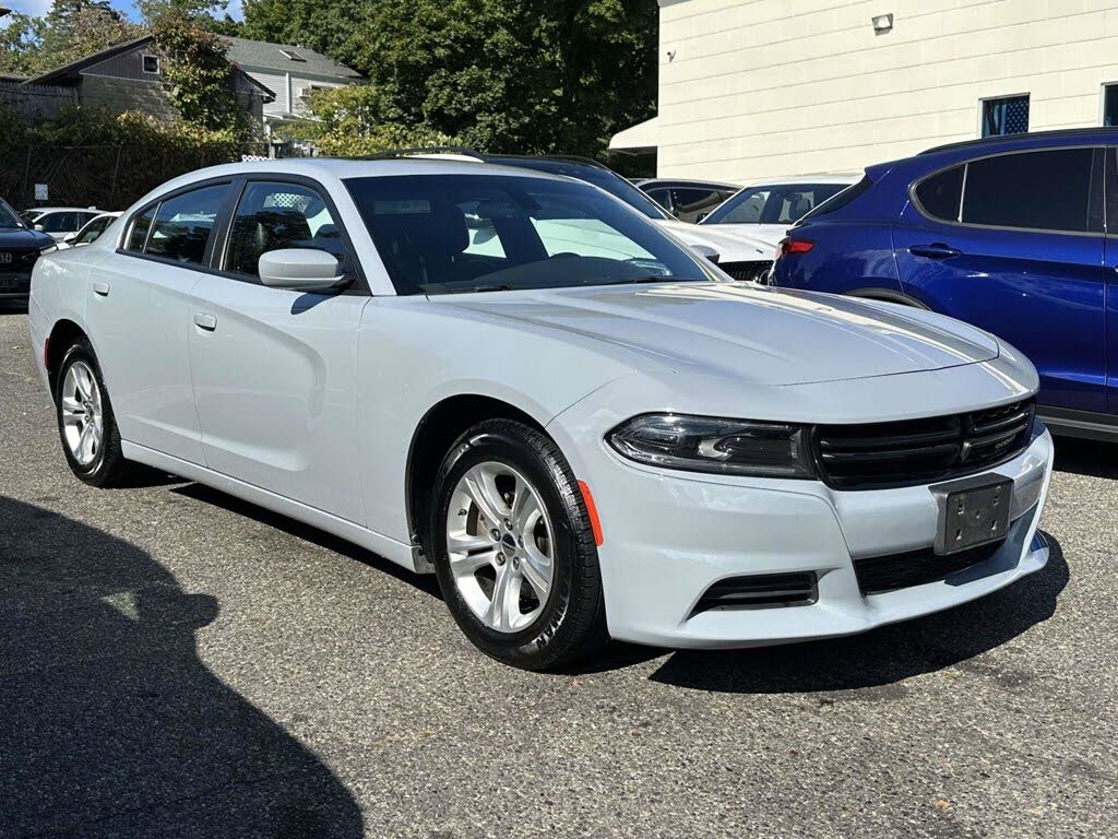 2022 Dodge Charger SXT RWD