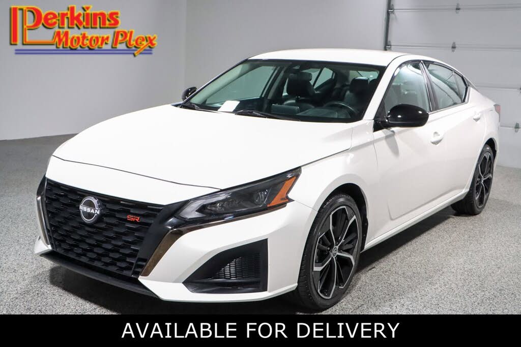 2024 Nissan Altima 2.5 SR FWD