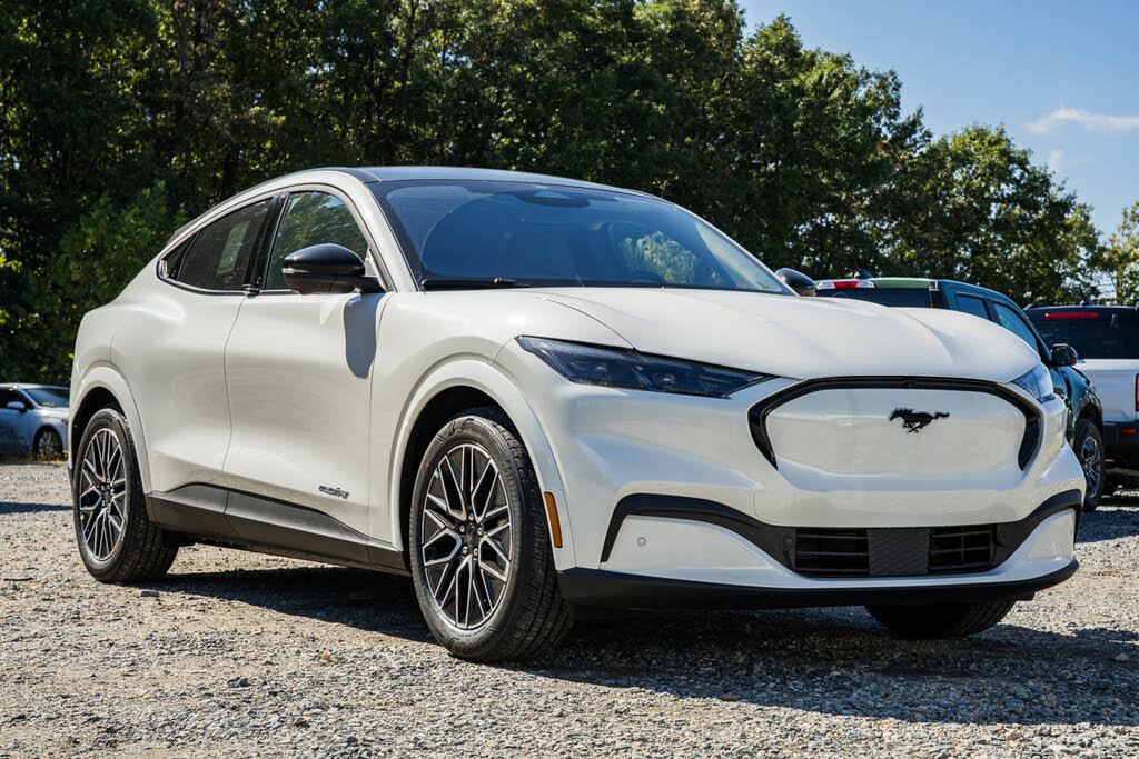2025 Ford Mustang Mach-E Premium RWD