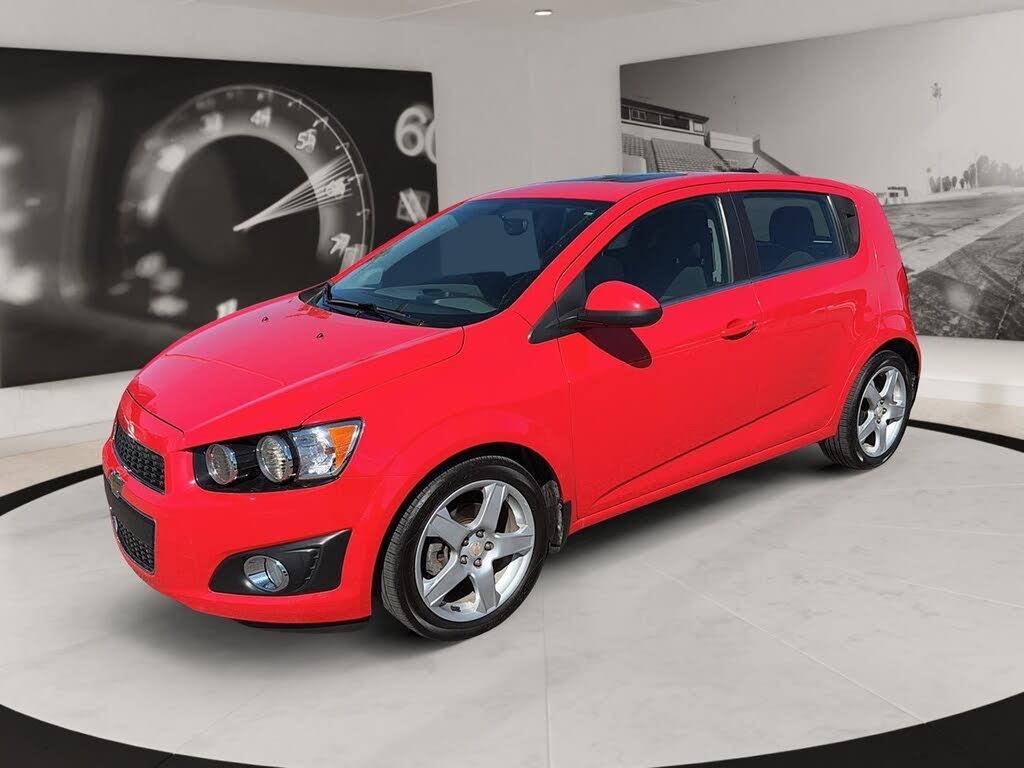 2015 Chevrolet Sonic LT Hatchback FWD
