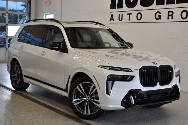 2026 BMW X7 M60i AWD