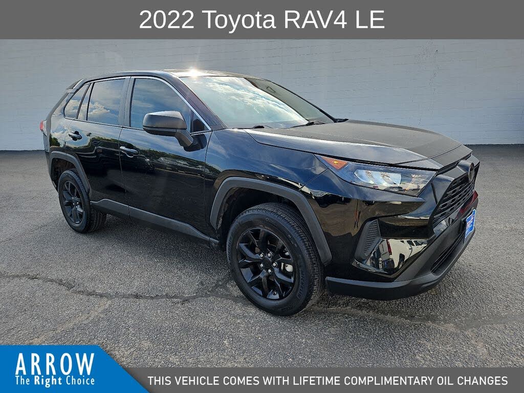 2022 Toyota RAV4 LE FWD