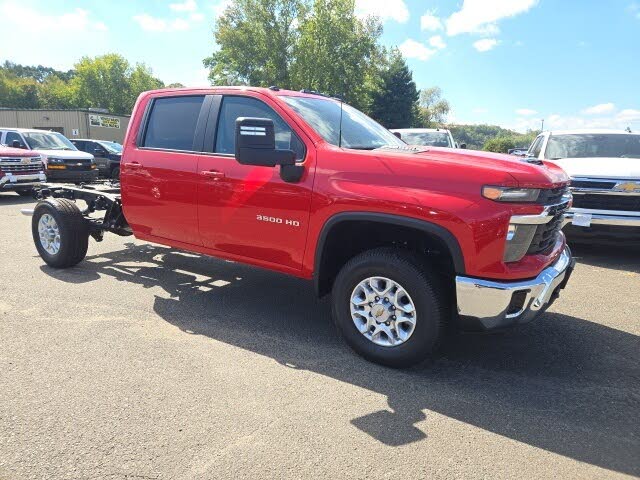2025 Chevrolet Silverado 3500HD LT Crew Cab LB 4WD