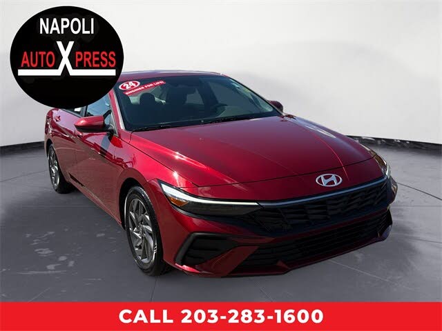 2024 Hyundai Elantra SEL FWD