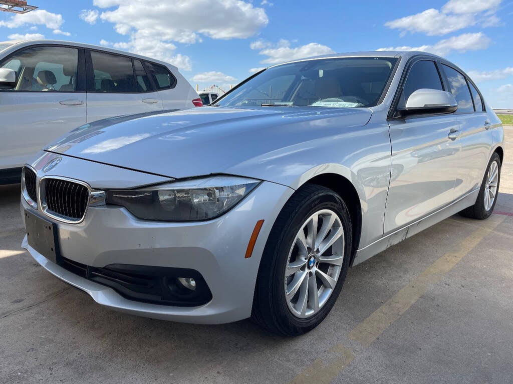 2017 BMW 3 Series 320i Sedan RWD