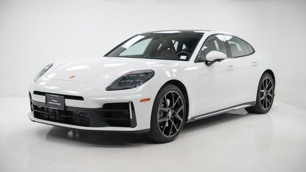 2025 Porsche Panamera 4 AWD