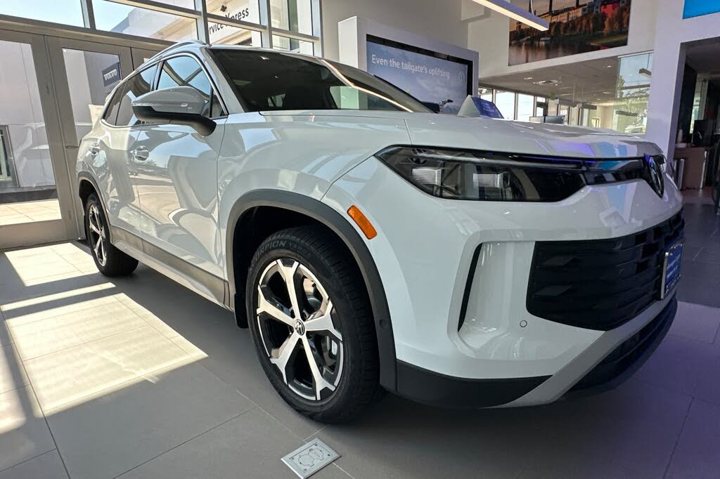 2025 Volkswagen Tiguan SE 4Motion
