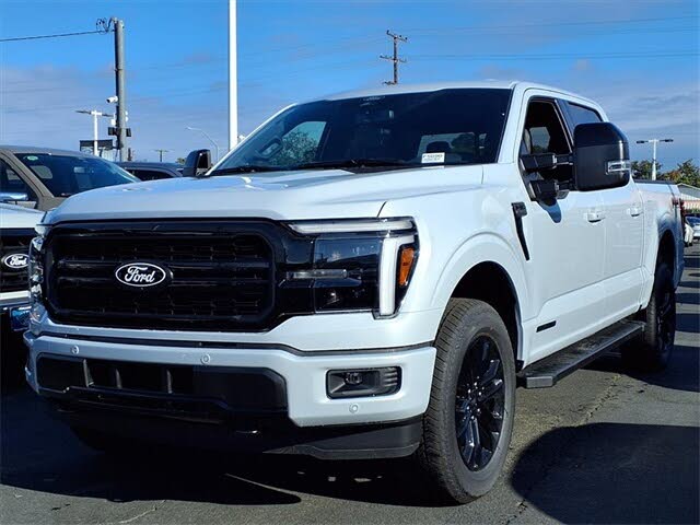 2025 Ford F-150 Lariat SuperCrew 4WD