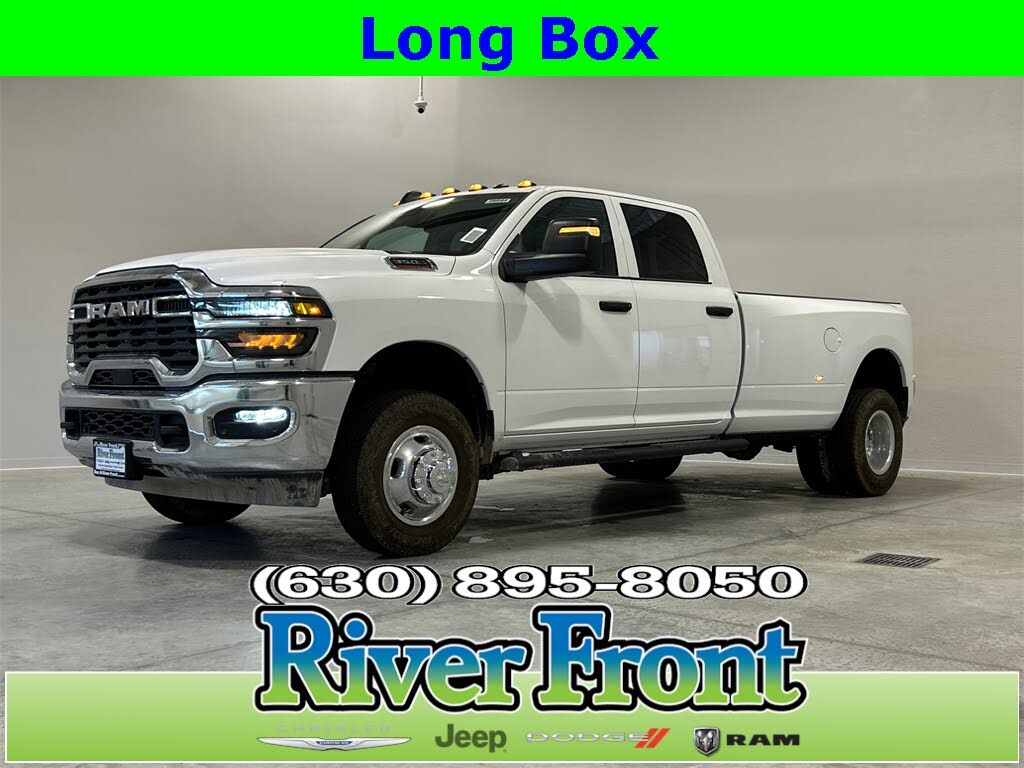 2026 RAM 3500 Tradesman Crew Cab LB DRW 4WD