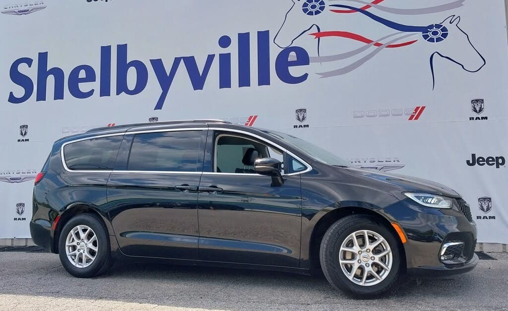 2022 Chrysler Pacifica Touring L FWD