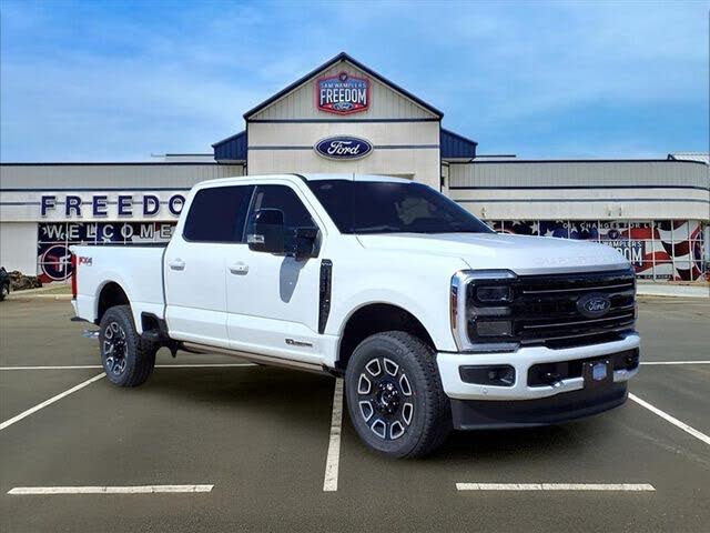 2026 Ford F-350 Super Duty Platinum Crew Cab 4WD