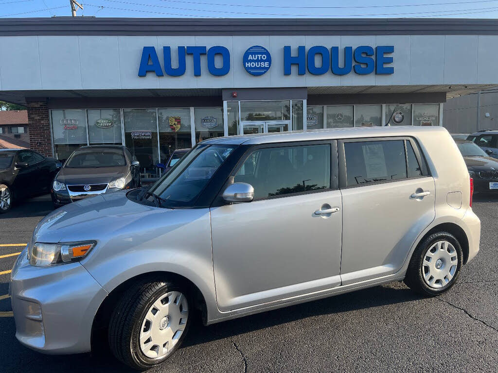 2015 Scion xB Base