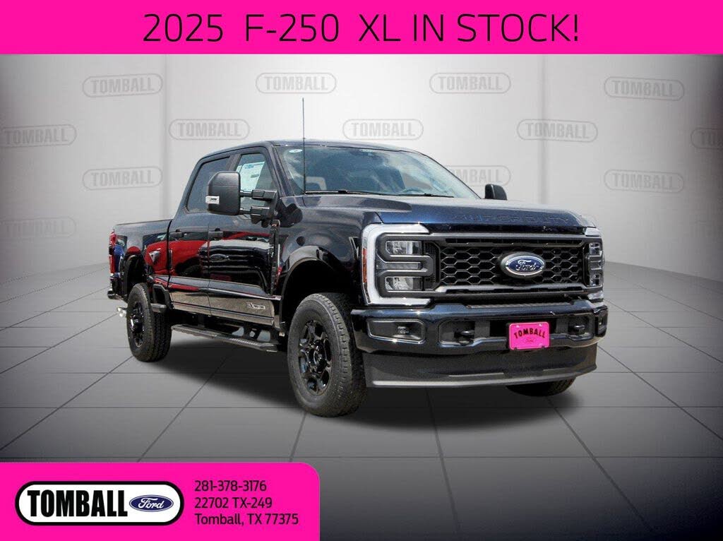 2025 Ford F-250 Super Duty XL Crew Cab 4WD