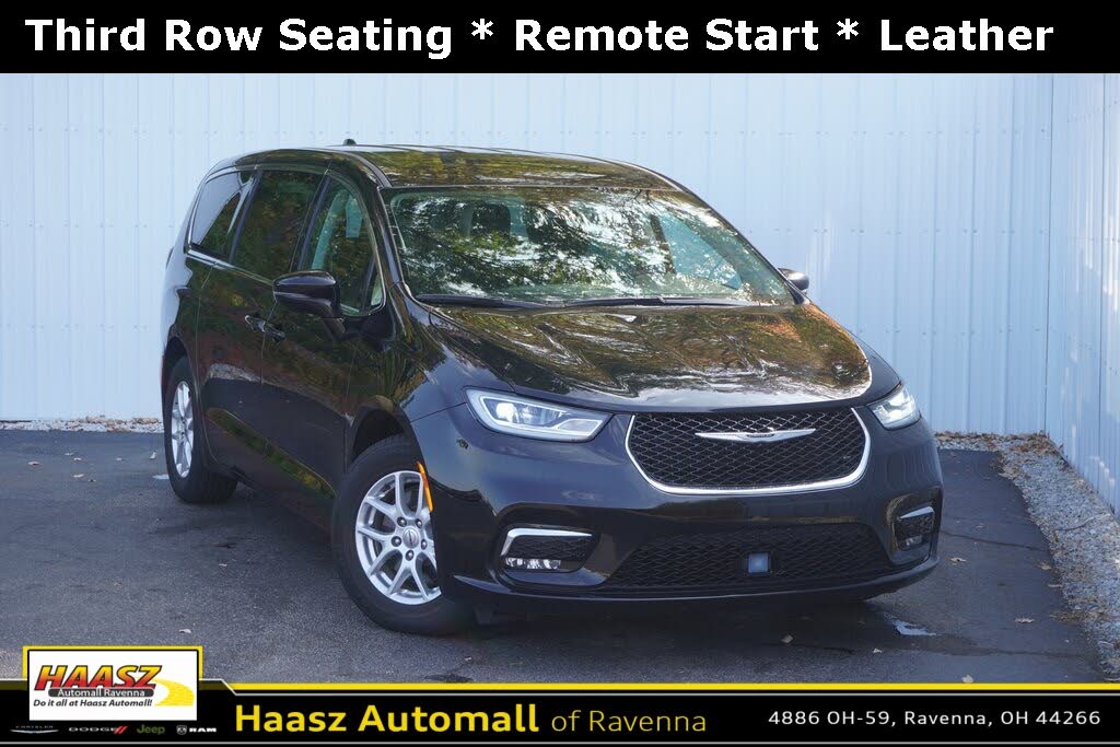 2024 Chrysler Pacifica Touring L FWD