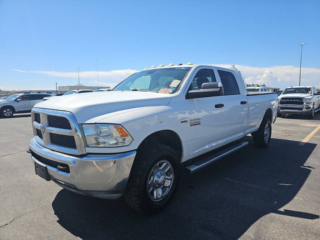 2018 RAM 2500 Tradesman Crew Cab LB 4WD