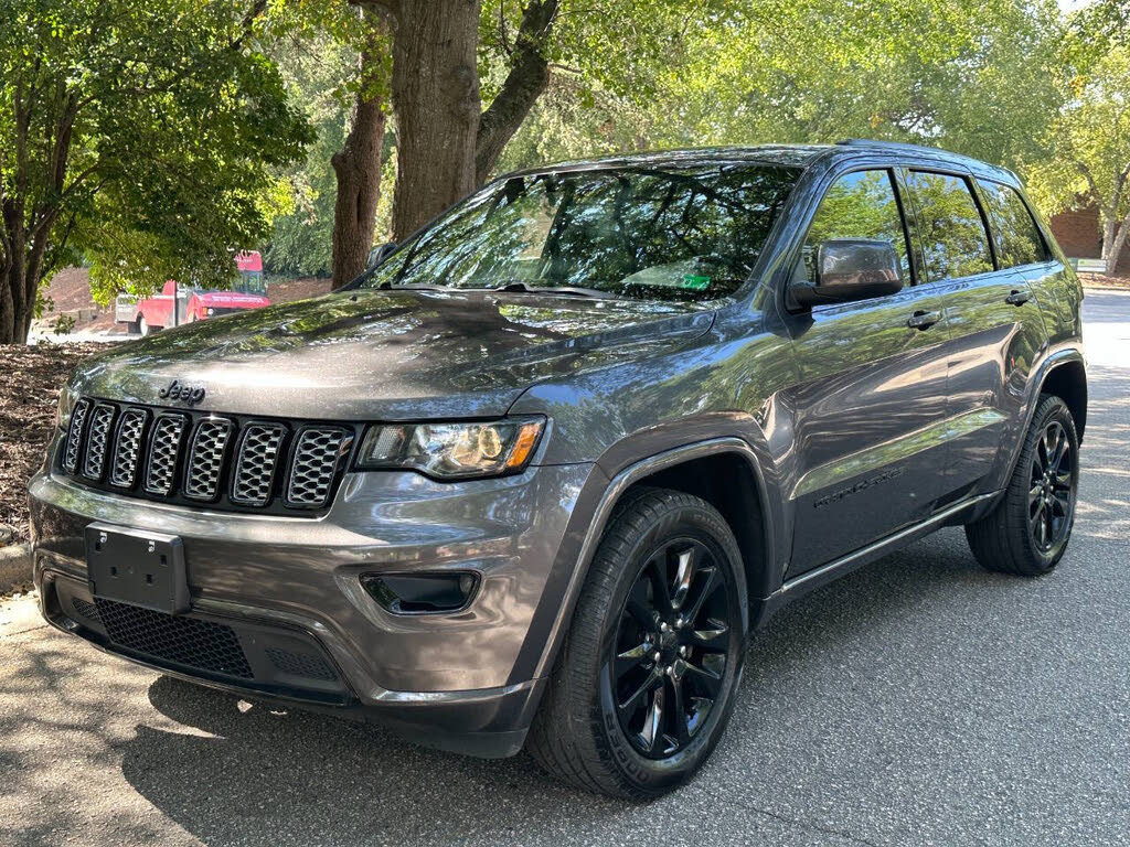 2019 Jeep Grand Cherokee Altitude 4WD