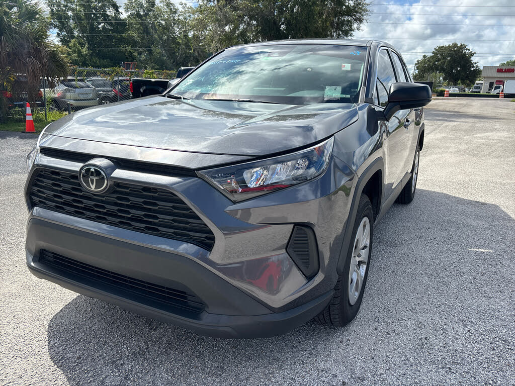 2022 Toyota RAV4 LE FWD