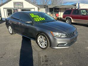 Volkswagen Passat 2.0T Wolfsburg FWD