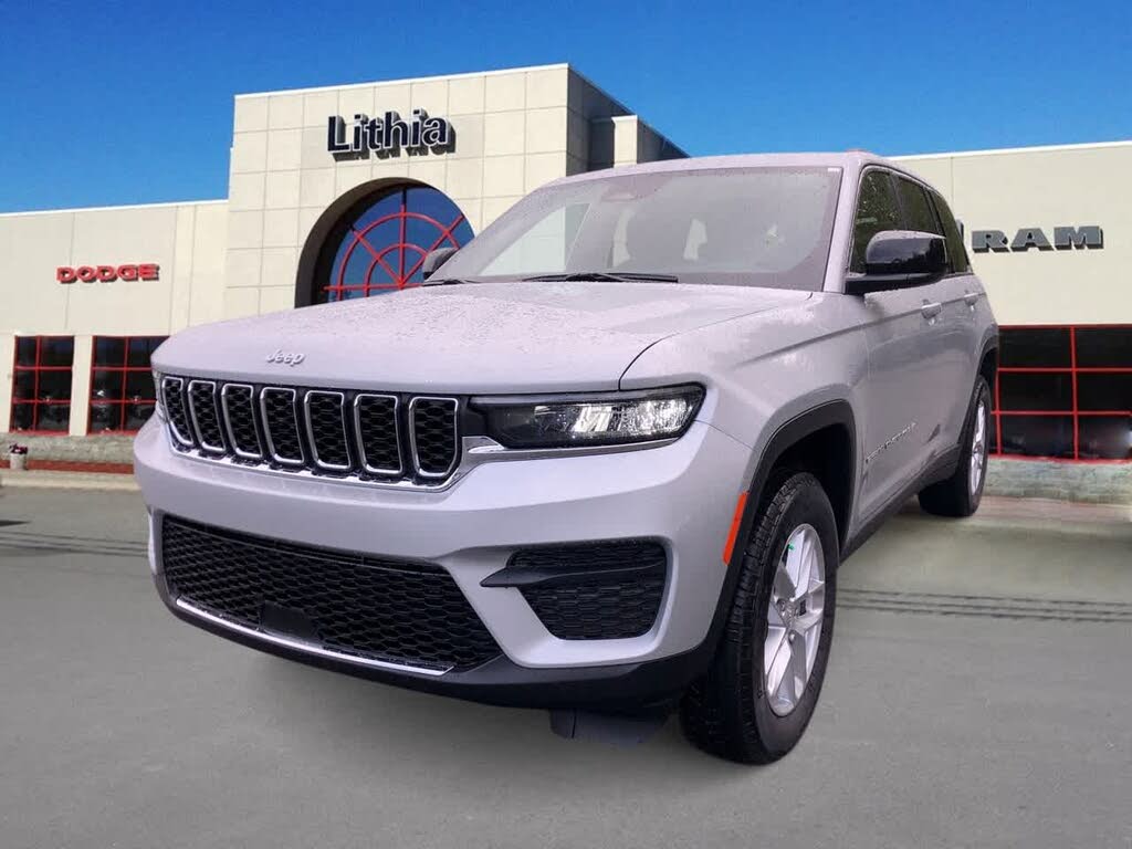 2025 Jeep Grand Cherokee Laredo X 4WD