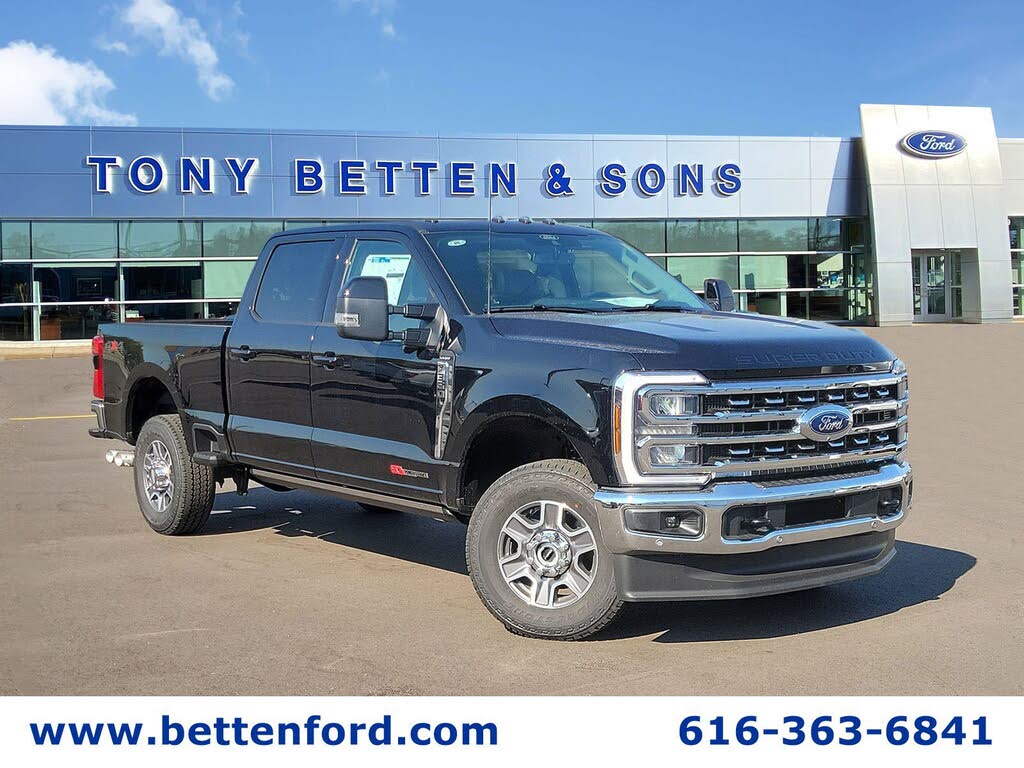 2026 Ford F-350 Super Duty Lariat Crew Cab 4WD