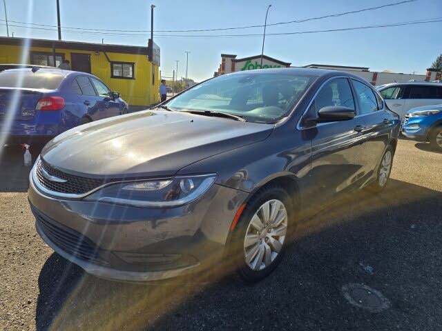 2016 Chrysler 200 LX Sedan FWD