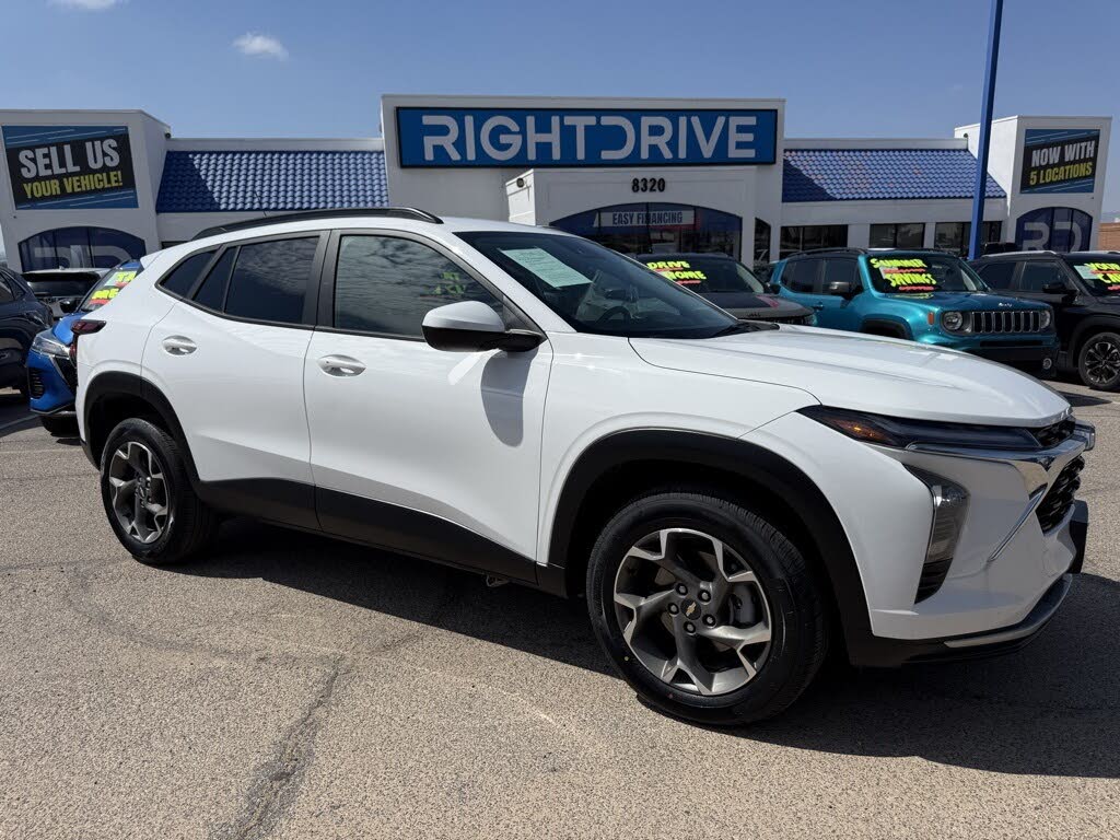 2024 Chevrolet Trax LT FWD