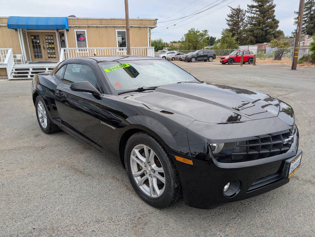 2013 Chevrolet Camaro 1LT Coupe RWD
