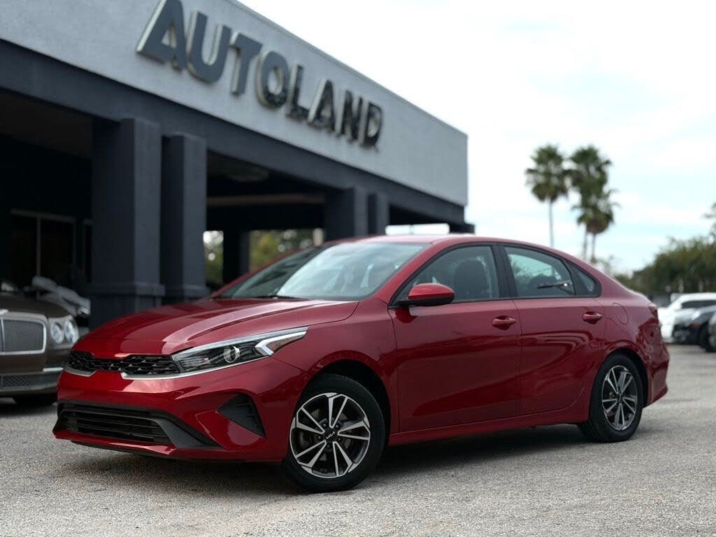 2023 Kia Forte LXS FWD