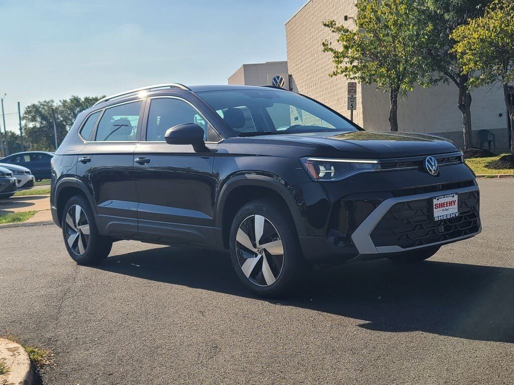 2025 Volkswagen Taos S 4Motion