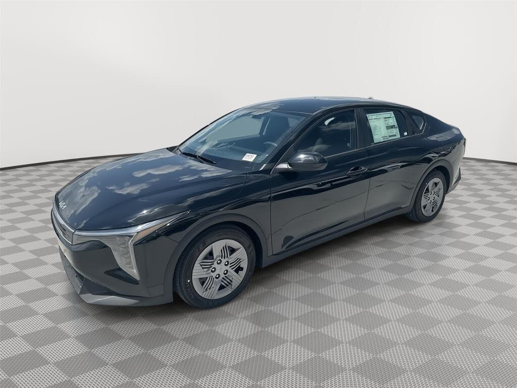 2025 Kia K4 LX FWD