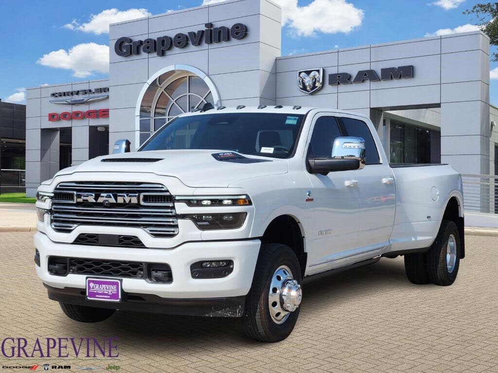 2026 RAM 3500 Laramie Crew Cab LB DRW 4WD